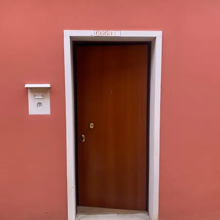 Appartamento Con Cortile Venice Exterior photo